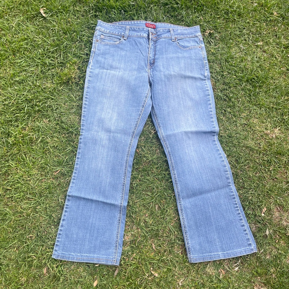 Y2K Vintage Low Rise Bootcut Jeans. Levis 526 Slender Bootcut Flare Leg Size 14